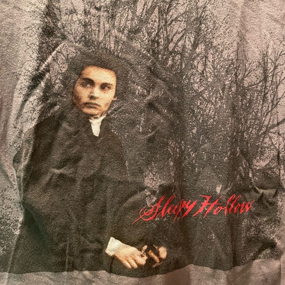 🎃 Rare Vintage Sleepy Hollow T-Shirt with Johnny Depp Grey Large - Picture 2 of 5